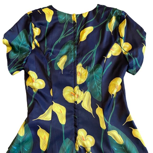 SOLD! Voodoo Vixen Flora Calla Lily Print Dress 40s Pinup Rockabilly Size Medium - Picture 7 of 9